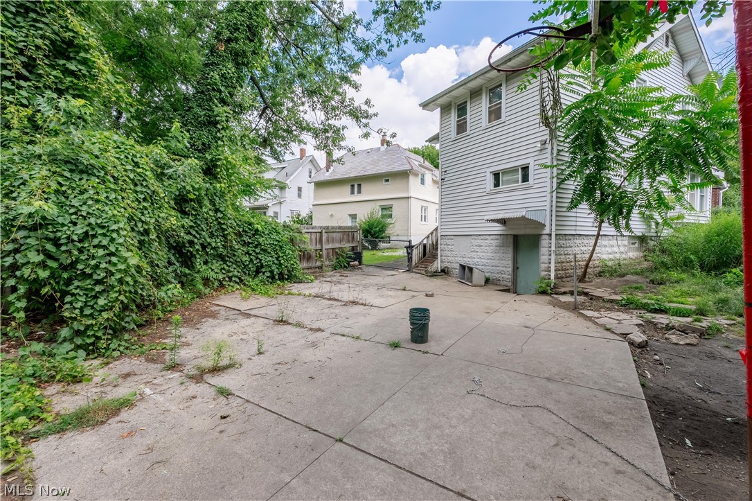228 Para Avenue Akron OH 44305