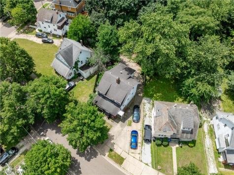 228 Para Avenue Akron OH 44305