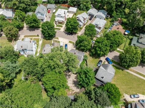 228 Para Avenue Akron OH 44305