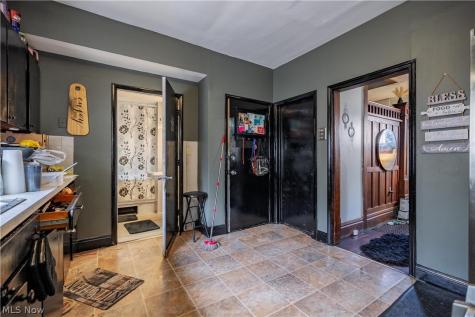 228 Para Avenue Akron OH 44305