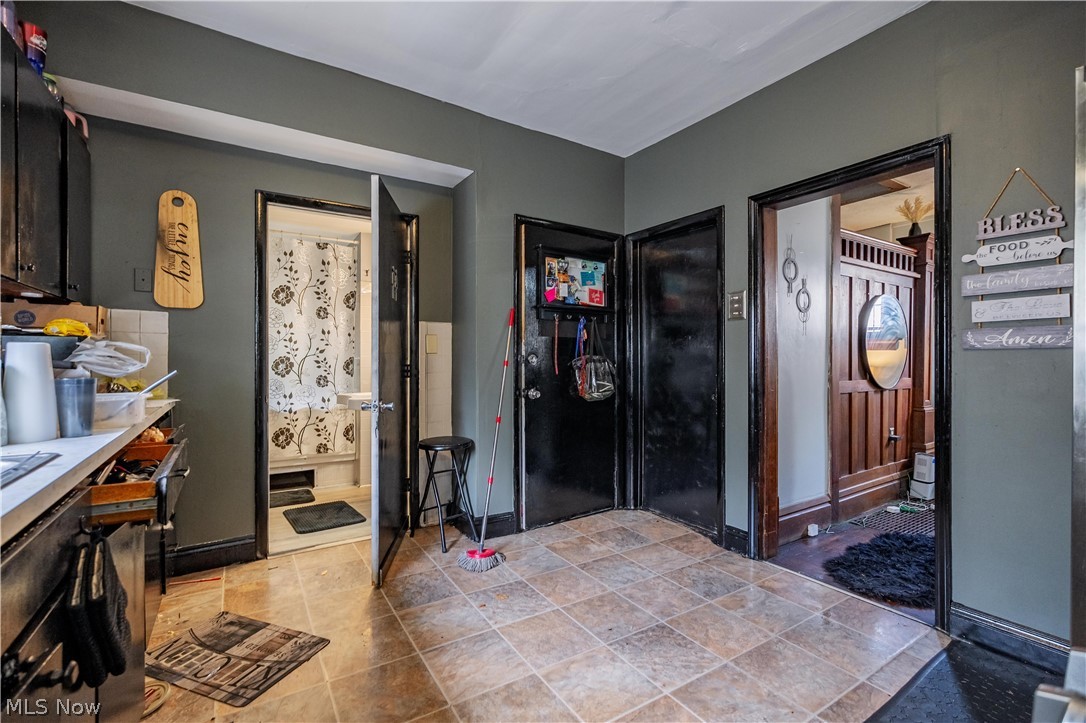 228 Para Avenue Akron OH 44305