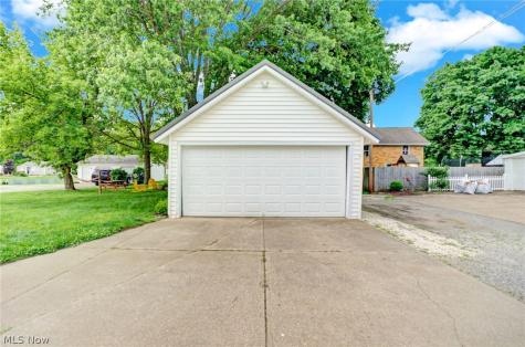 517 W Main Street Malvern OH 44644