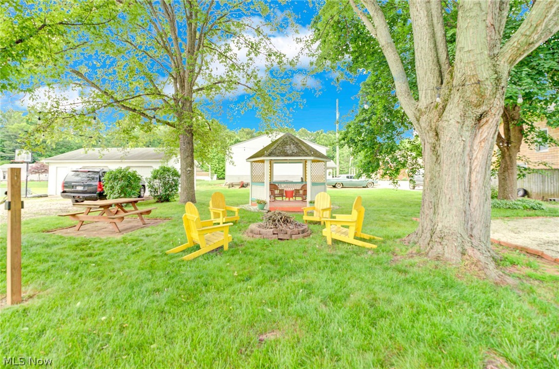 517 W Main Street Malvern OH 44644