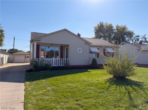 11301 Riveredge Drive Parma OH 44130