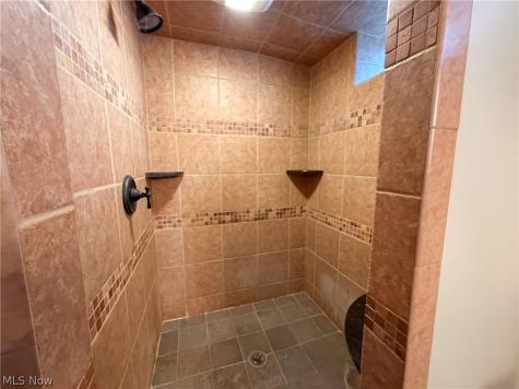 11301 Riveredge Drive Parma OH 44130