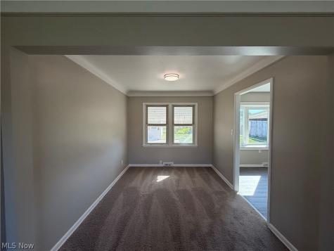 11301 Riveredge Drive Parma OH 44130