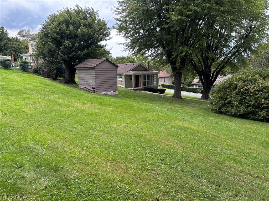 308 Carolina Avenue East Liverpool OH 43920