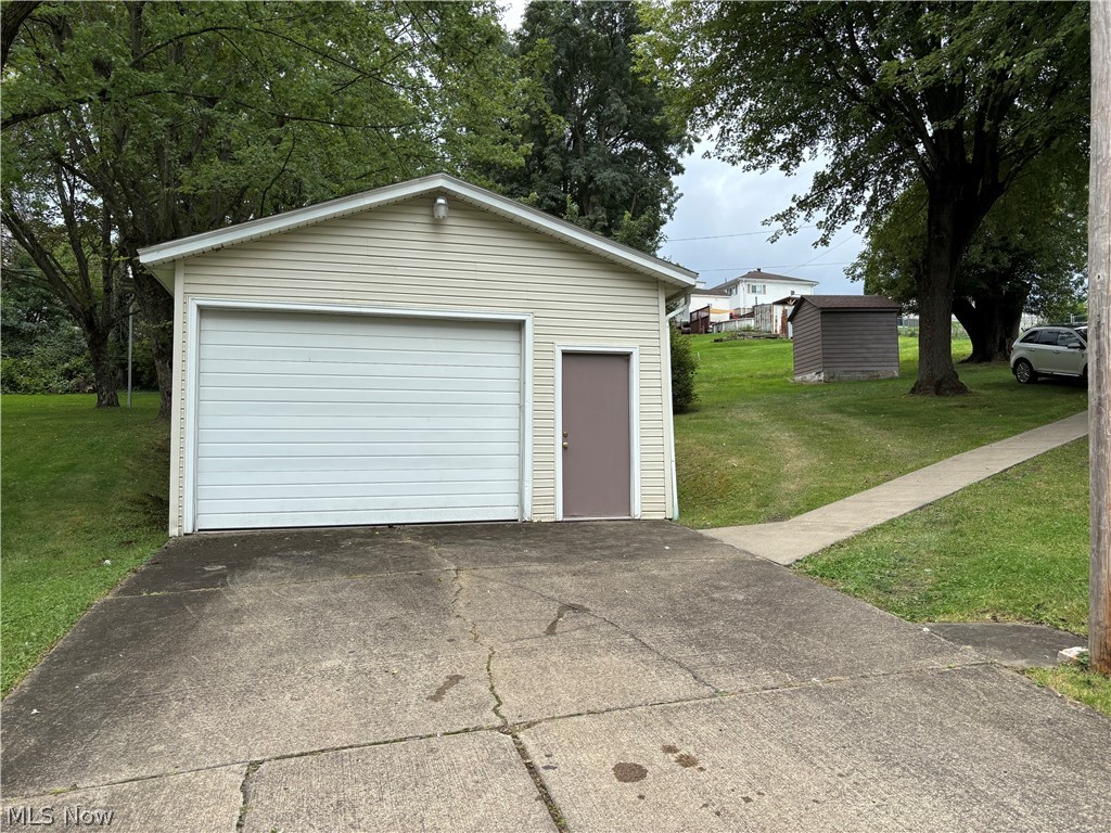 308 Carolina Avenue East Liverpool OH 43920