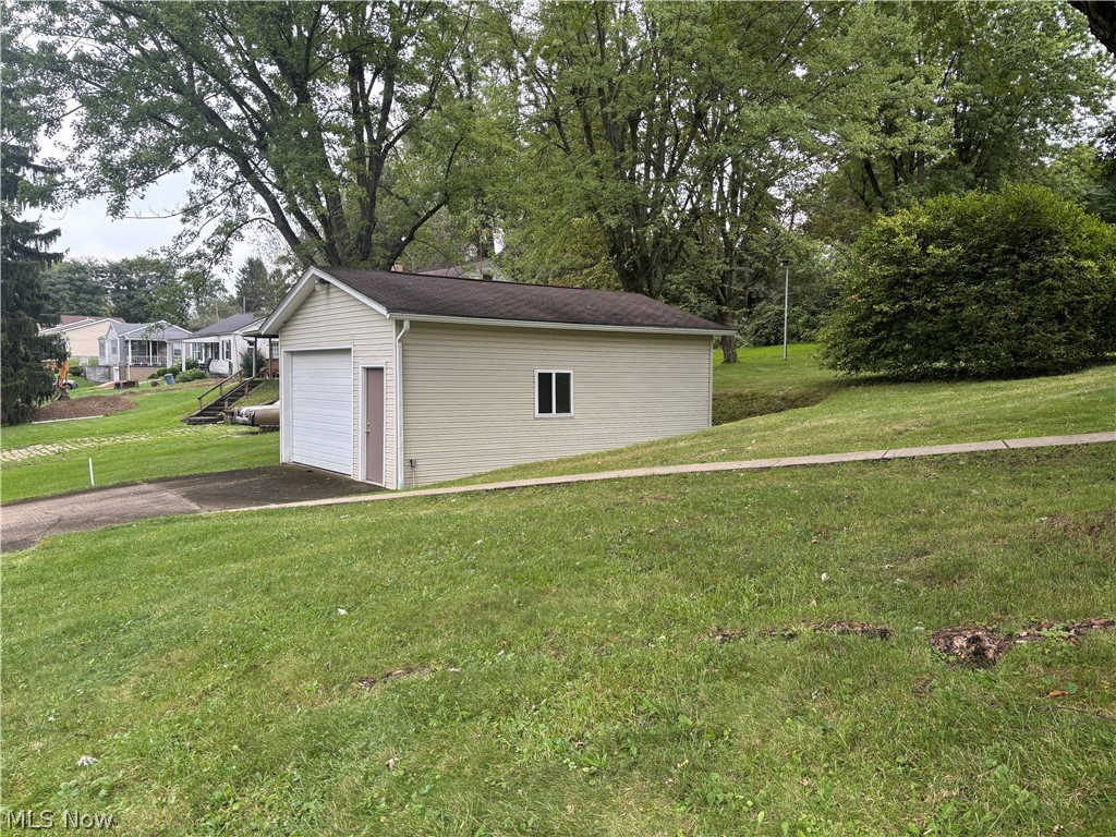 308 Carolina Avenue East Liverpool OH 43920