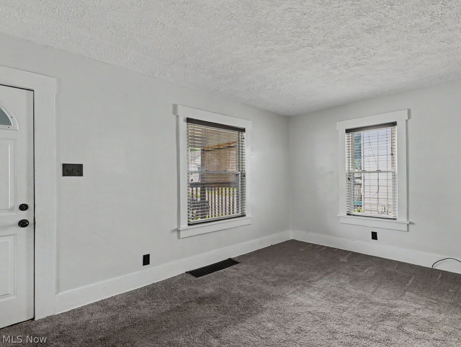 639 Broadway Street E Cuyahoga Falls OH 44221