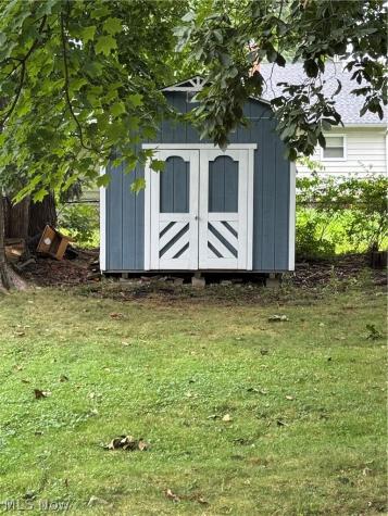 29331 Armadale Avenue Wickliffe OH 44092