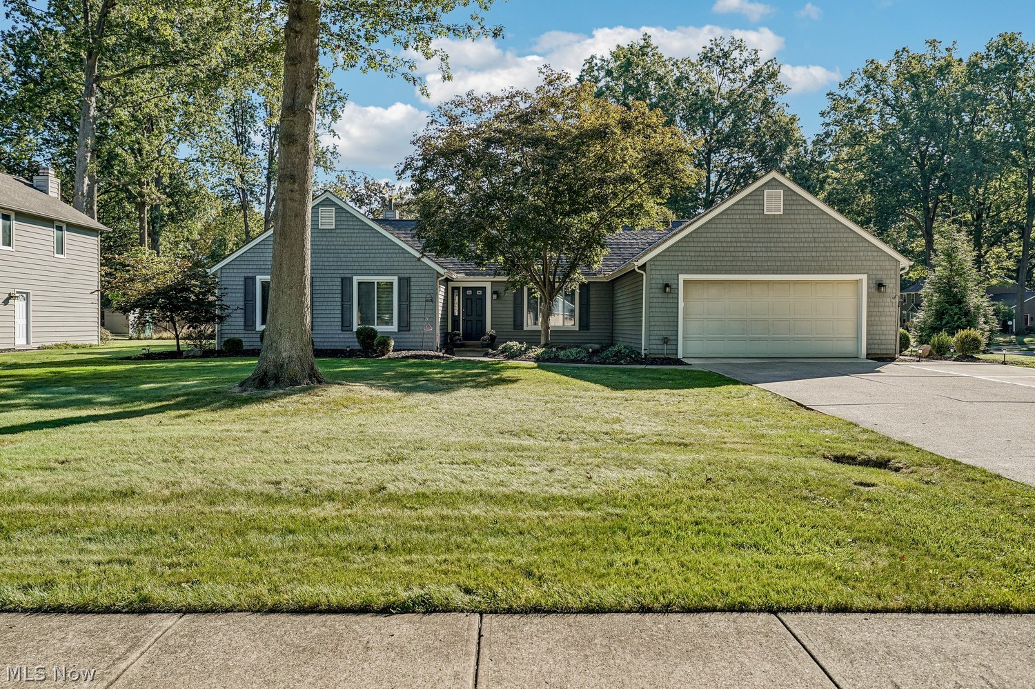 Avon Lake OH, 32356 Birchwood Lane
