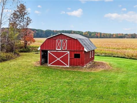 7165 Sidley Road Thompson OH 44086