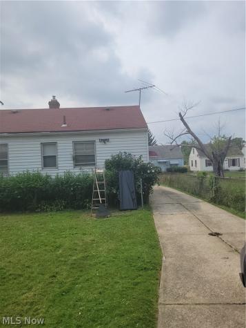 4433 E 156th Street Cleveland OH 44128