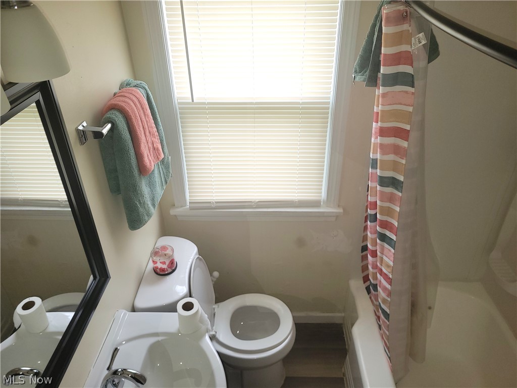 4433 E 156th Street Cleveland OH 44128