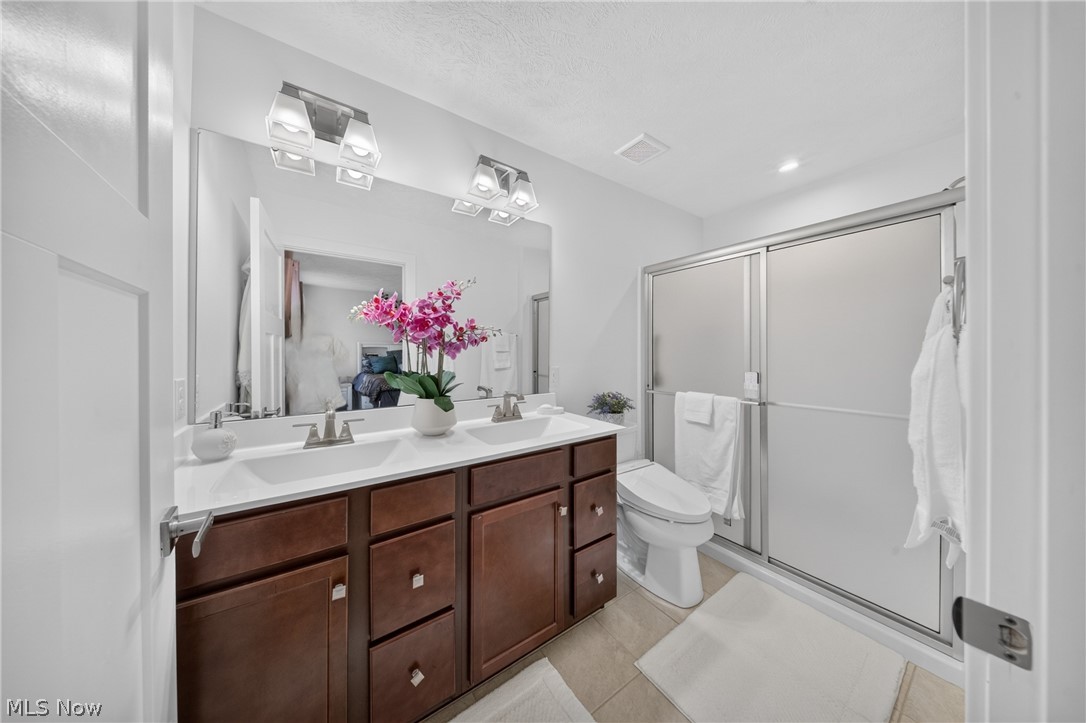 1474 Jude Avenue Streetsboro OH 44241