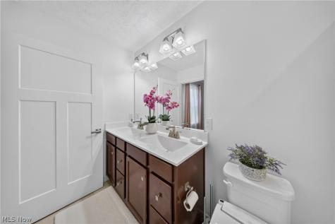 1474 Jude Avenue Streetsboro OH 44241
