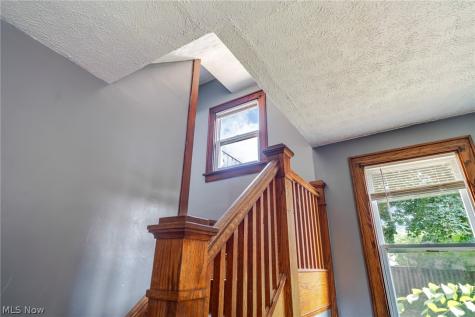 422 Reed Avenue Akron OH 44301