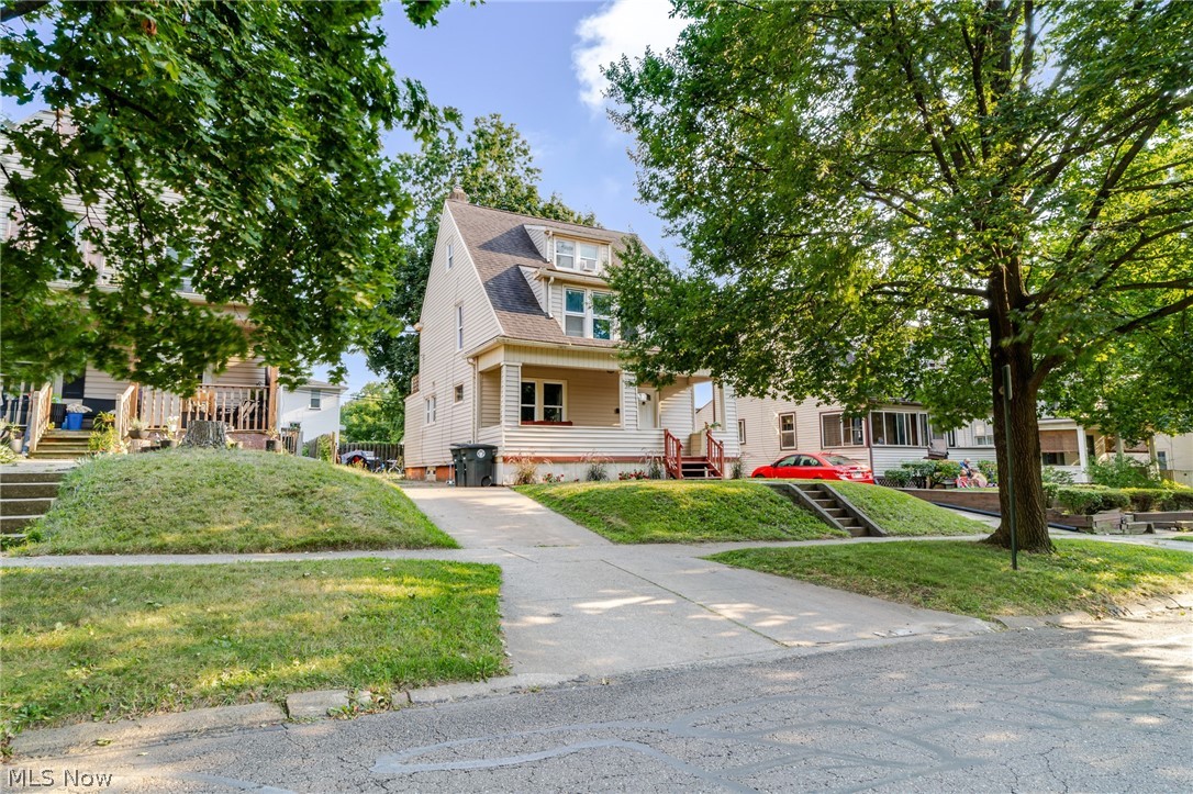 422 Reed Avenue Akron OH 44301