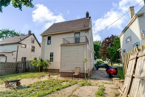 422 Reed Avenue Akron OH 44301