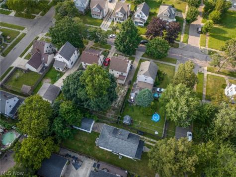 422 Reed Avenue Akron OH 44301