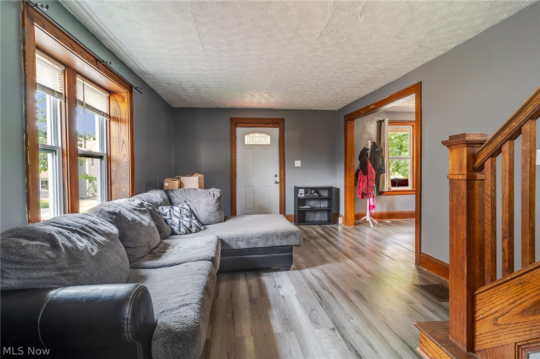 422 Reed Avenue Akron OH 44301