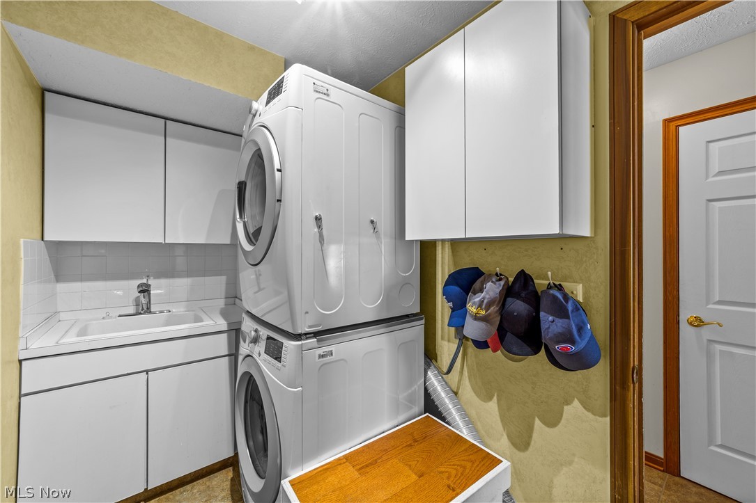 35295 Livingston Drive Avon OH 44011