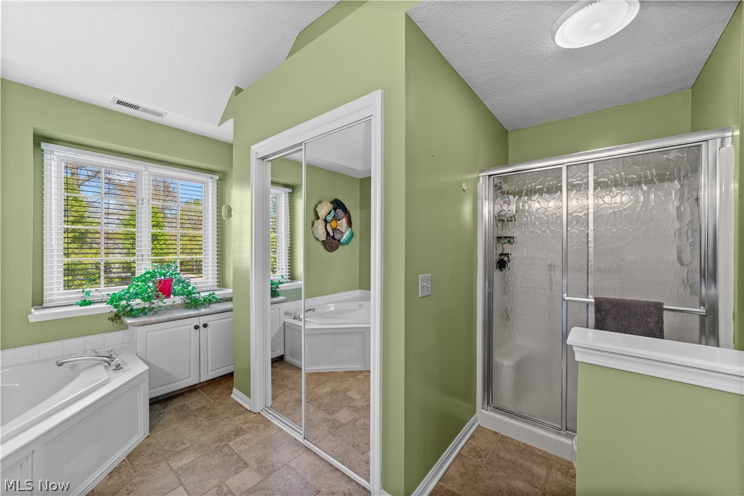 35295 Livingston Drive Avon OH 44011