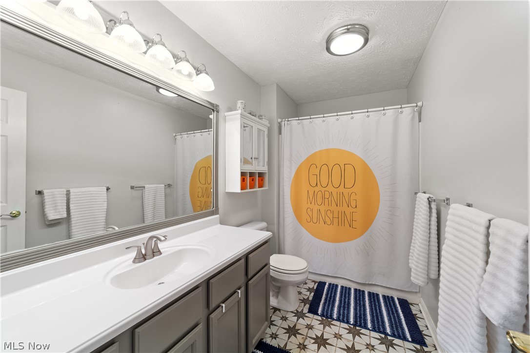 35295 Livingston Drive Avon OH 44011