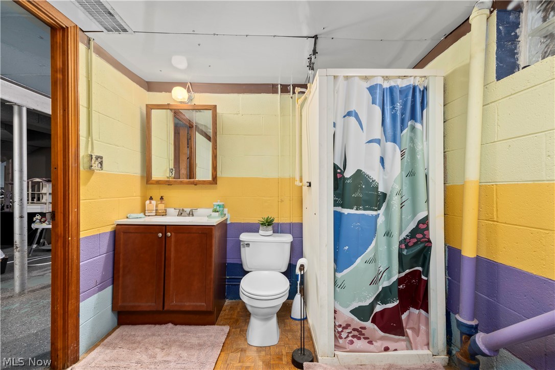 1739 W 11th Street Lorain OH 44052