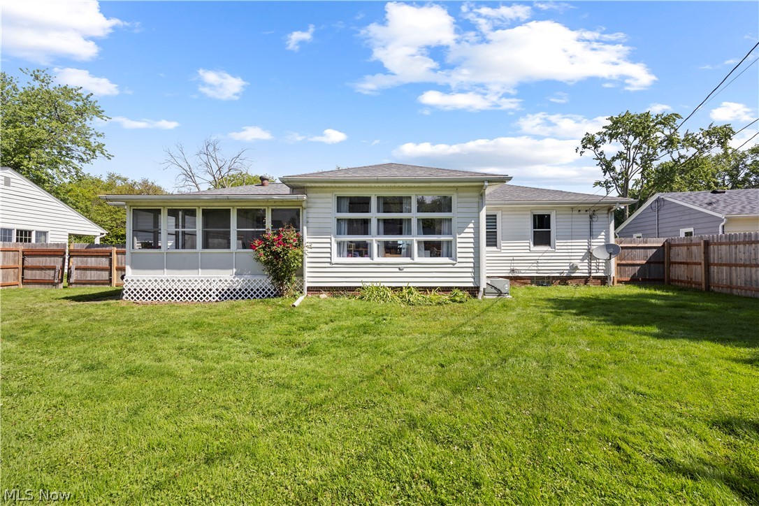 1739 W 11th Street Lorain OH 44052