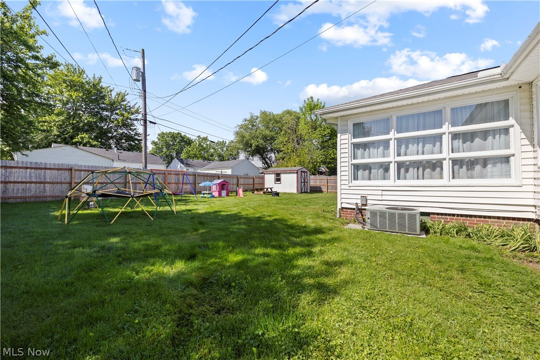 1739 W 11th Street Lorain OH 44052