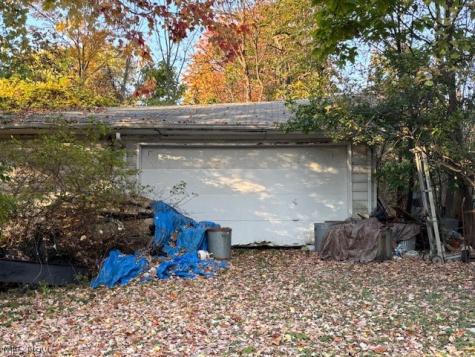 23282 High Road Bedford OH 44146