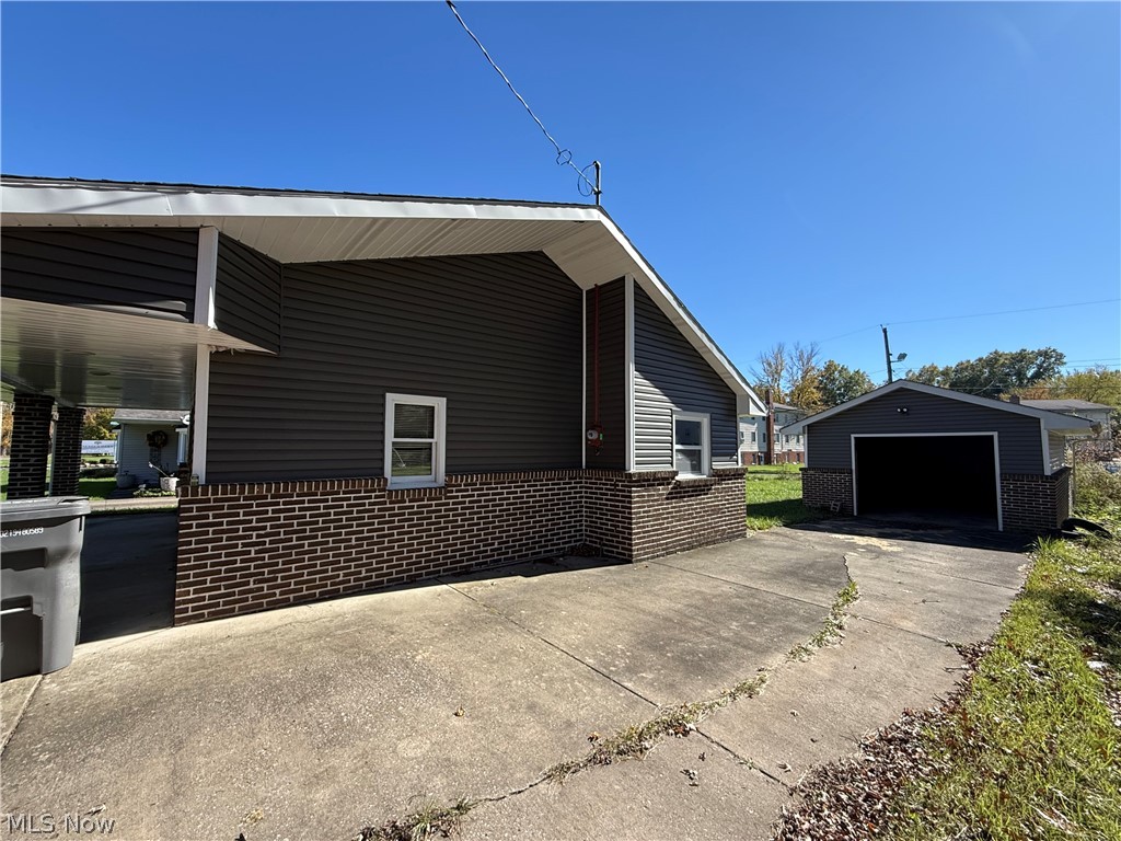 3203 Mcguffey Road Youngstown OH 44505