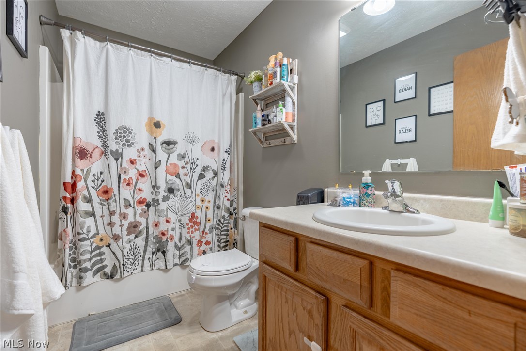 114 Hemlock Avenue Waynesburg OH 44688