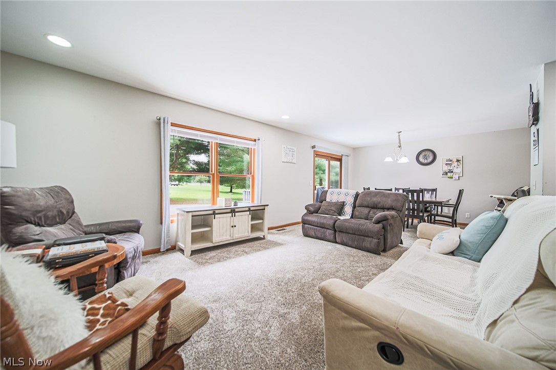 8090 County Road 318 Shreve OH 44676