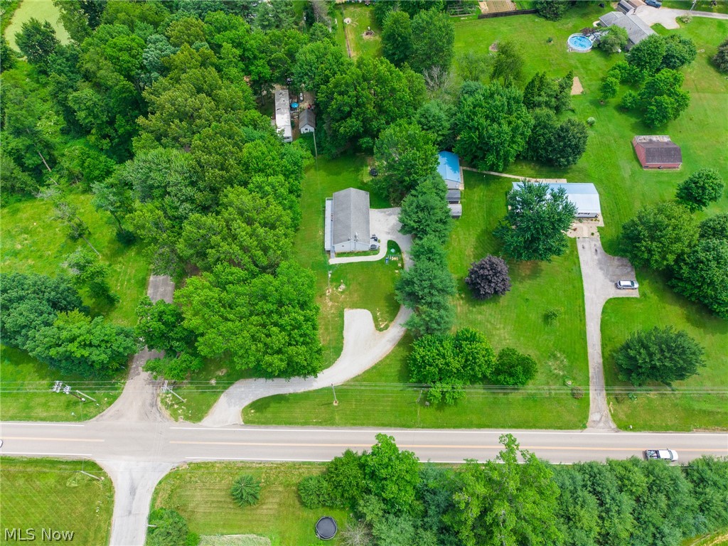 8090 County Road 318 Shreve OH 44676