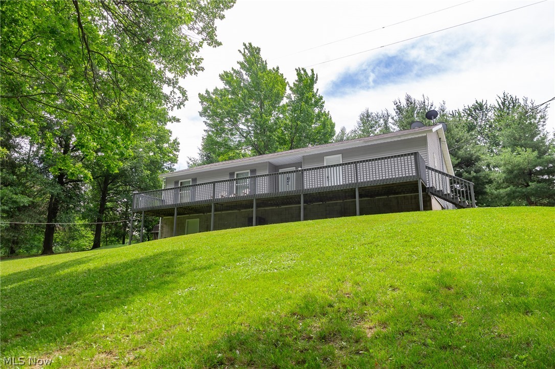 8090 County Road 318 Shreve OH 44676