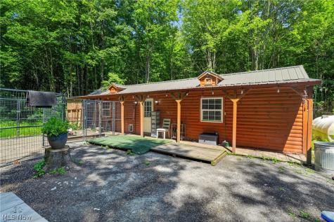 6737 Beckwith Road Pierpont OH 44082