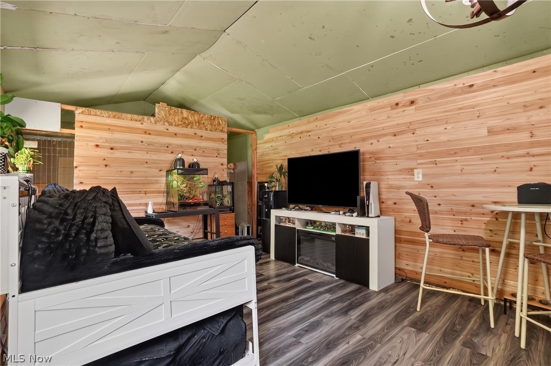 6737 Beckwith Road Pierpont OH 44082
