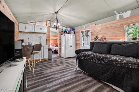 6737 Beckwith Road Pierpont OH 44082