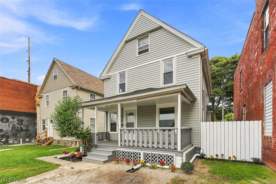 2217 Broadway Lorain OH 44052