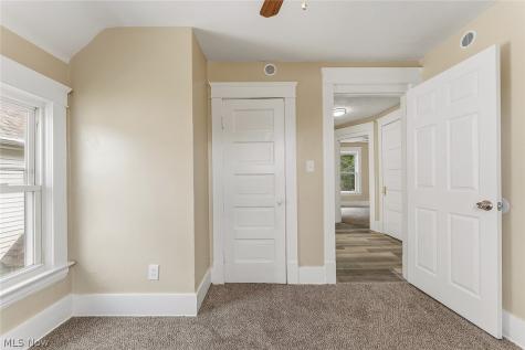 2217 Broadway Lorain OH 44052