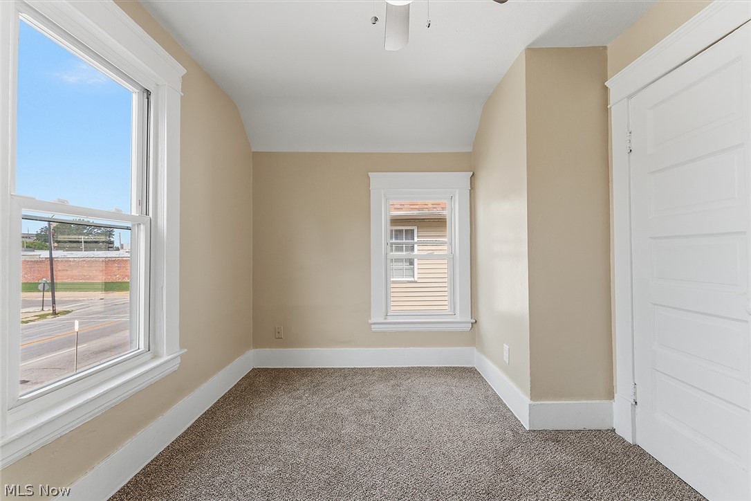 2217 Broadway Lorain OH 44052