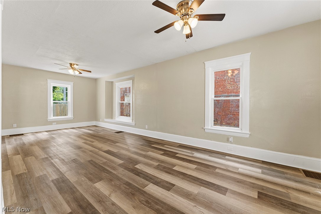 2217 Broadway Lorain OH 44052