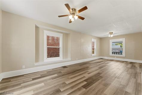 2217 Broadway Lorain OH 44052