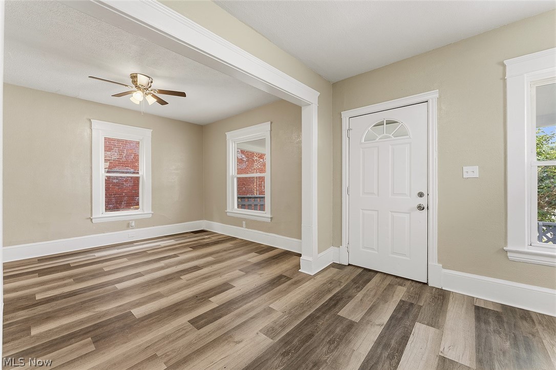 2217 Broadway Lorain OH 44052