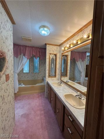 5 Kylie Court Olmsted Twp OH 44138