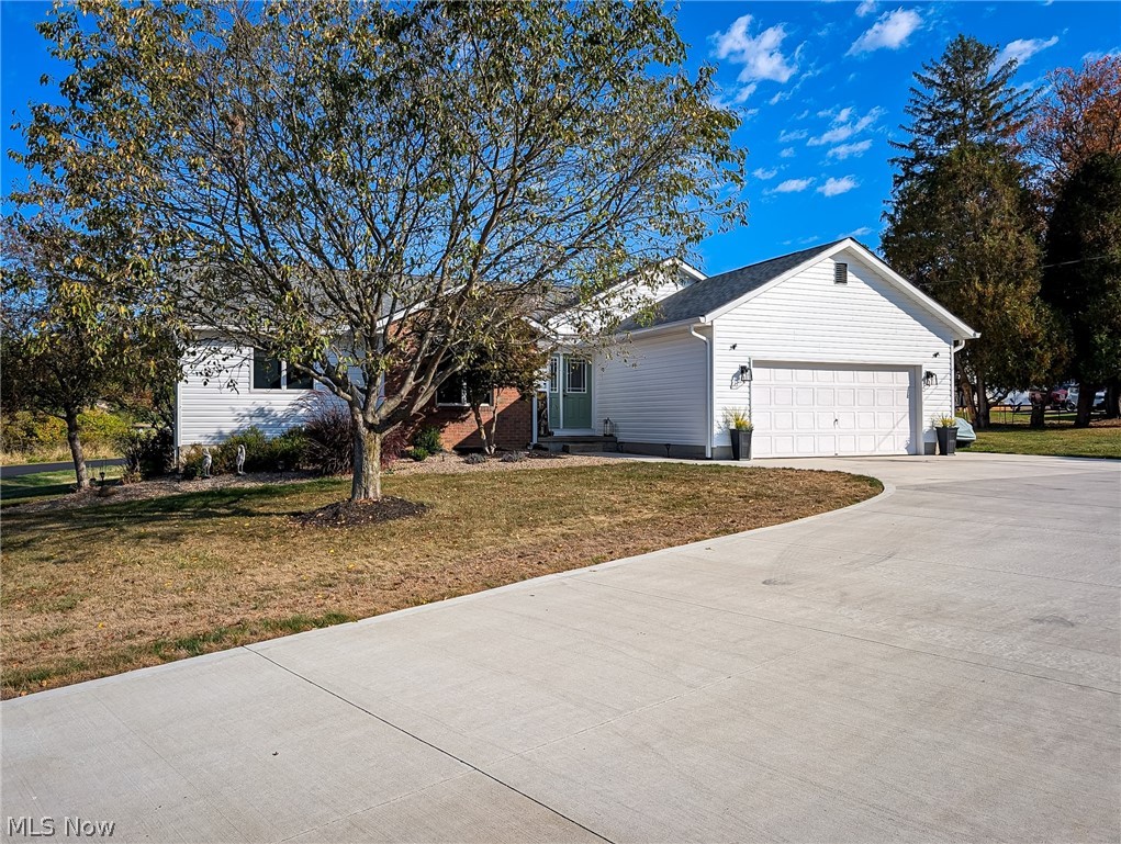 546 E Mohawk Drive Malvern OH 44644