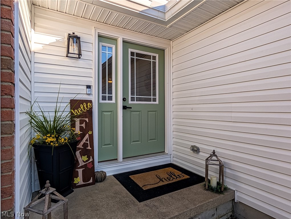 546 E Mohawk Drive Malvern OH 44644